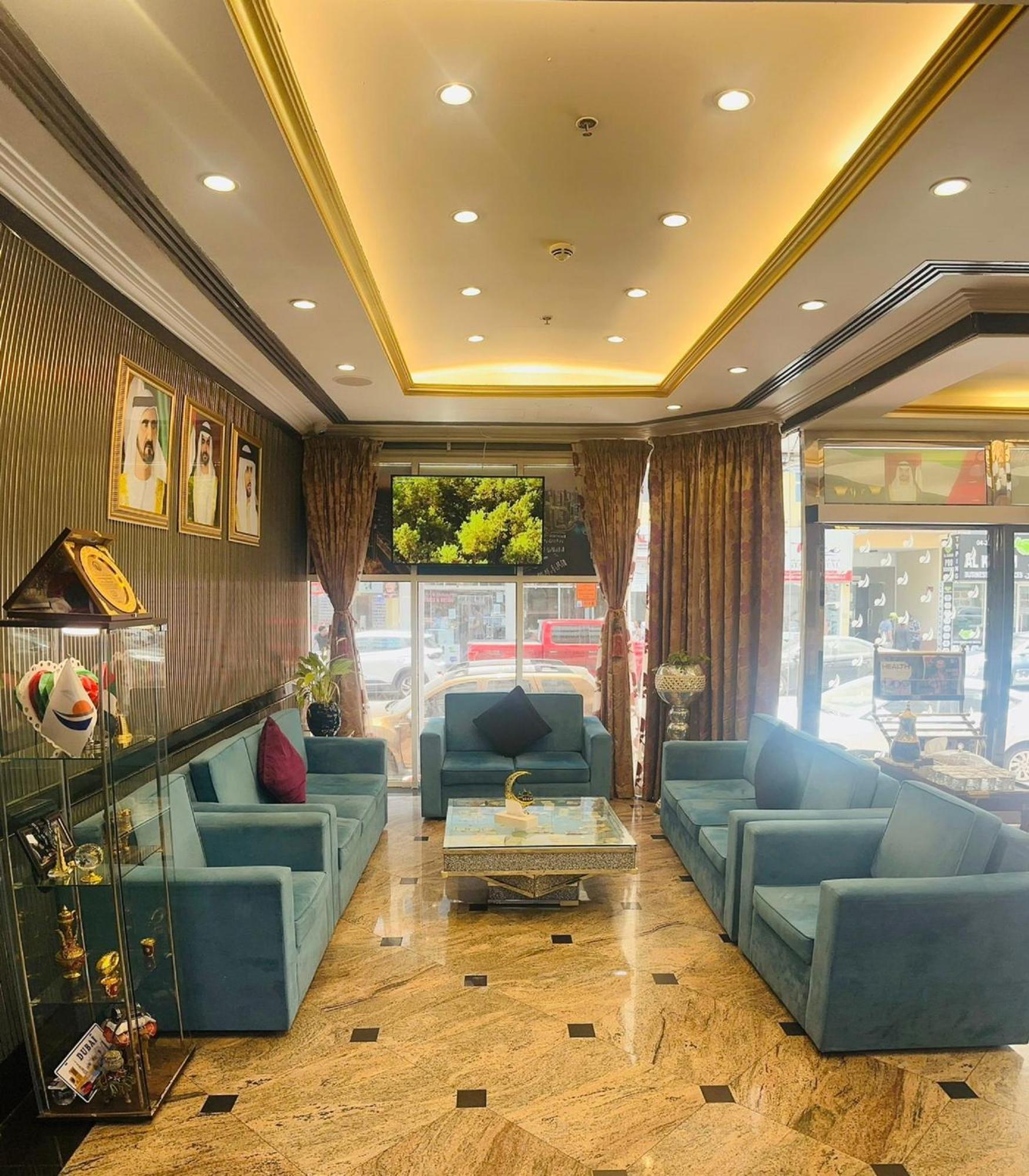New California Hotel Dubai Bagian luar foto